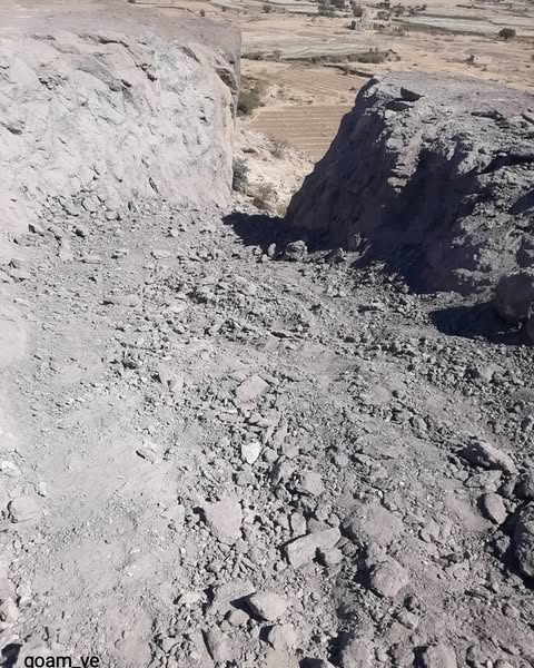 توقيف أعمال شق طريق في موقعي "الحطمة" و"بركة الحيد" الأثريين بمديرية الحداء محافظة ذمار - صورة إضافية 3